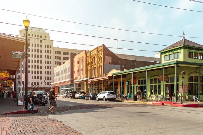 Strand Street Ghost Self-Guided GPS Walking Tour – Explore Galveston at Your Own Pace